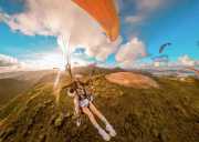 醉美海景滑翔 | 惠州-从360米高的山顶飞向大海，像雄鹰一样在天空自由翱翔，双月湾滑翔伞基地，好天气每天都营业！！